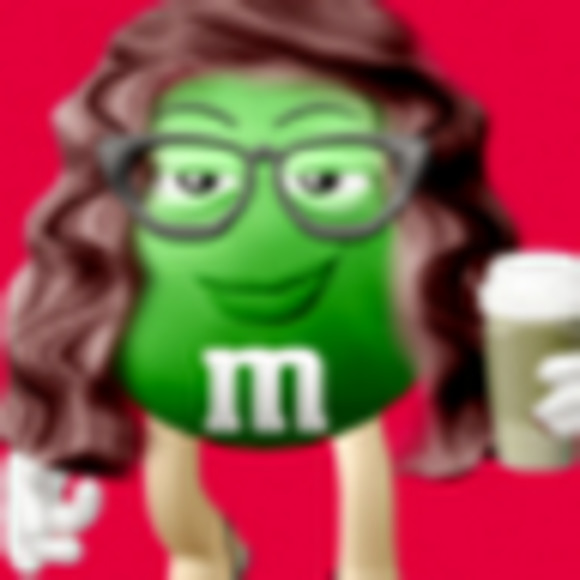 Meet your Posher, Sarah - Picture 1 of 1